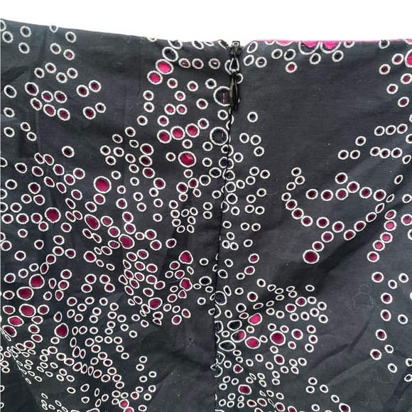 bently a. Y2K Perforated Black/ White Circle Overlay Mini Skirt I Size: 14 - Picture 4 of 13
